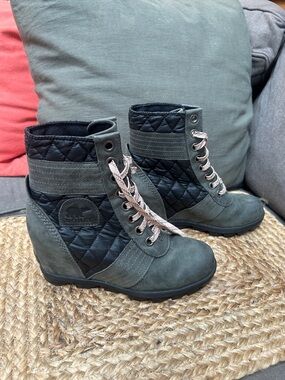 Sorel Olive and Black Quilted Wedge Lace-Up Boots
